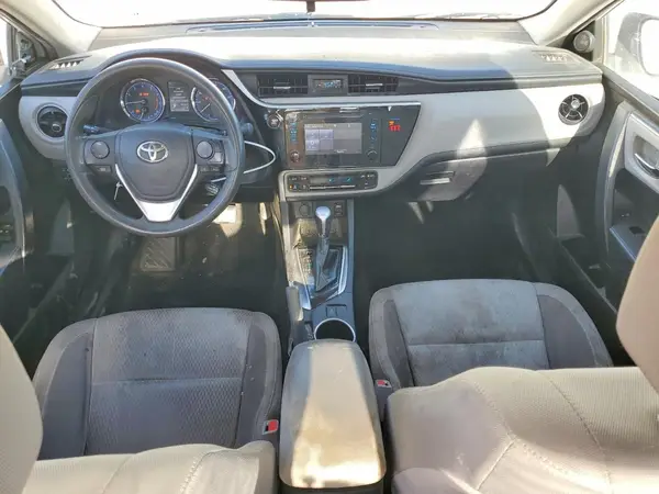 5YFBURHE5JP810832 2018 TOYOTA COROLLA - Image 8