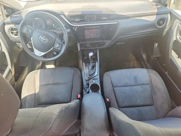 5YFBURHE5JP815366 2018 TOYOTA COROLLA - Image 8