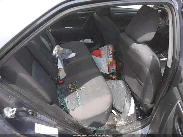 5YFBURHE5JP816338 2018 TOYOTA COROLLA - Image 8