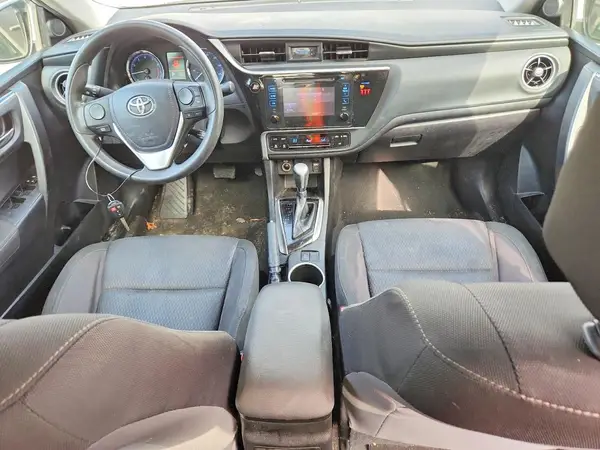 5YFBURHE5JP817702 2018 TOYOTA COROLLA - Image 8