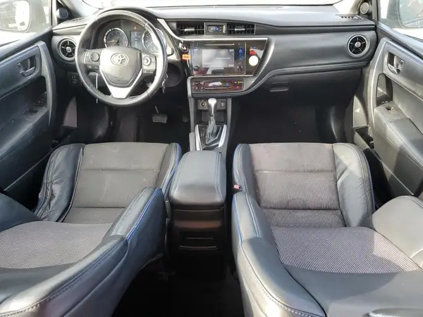 5YFBURHE5JP818509 2018 TOYOTA COROLLA - Image 8