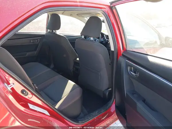 5YFBURHE5JP818803 2018 TOYOTA COROLLA - Image 8