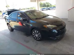 5YFBURHE5JP820955 2018 TOYOTA COROLLA