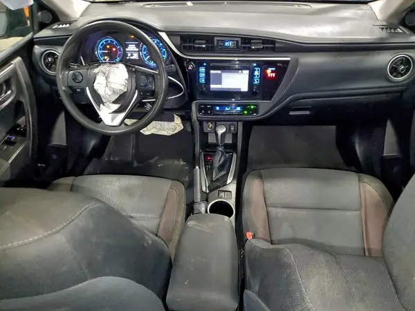 5YFBURHE5JP822298 2018 TOYOTA COROLLA - Image 8