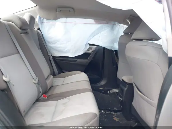 5YFBURHE5JP822480 2018 TOYOTA COROLLA - Image 8