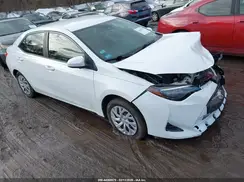 5YFBURHE5JP824858 2018 TOYOTA COROLLA