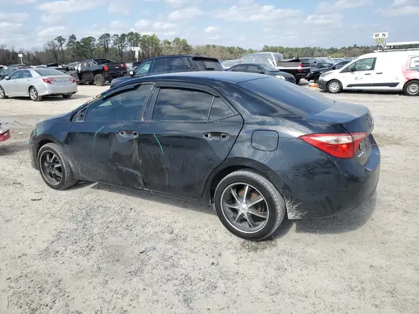 5YFBURHE5JP827386 2018 TOYOTA COROLLA - Image 2