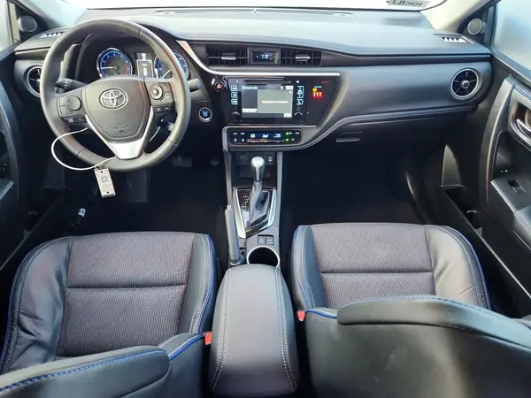 5YFBURHE5JP827615 2018 TOYOTA COROLLA - Image 8