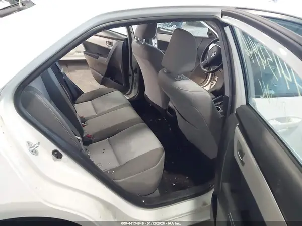 5YFBURHE5JP828179 2018 TOYOTA COROLLA - Image 8