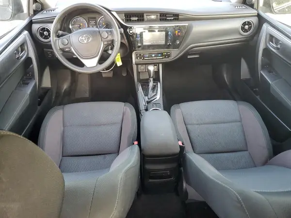 5YFBURHE5JP828392 2018 TOYOTA COROLLA - Image 8