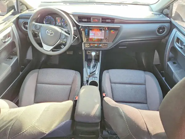 5YFBURHE5JP831731 2018 TOYOTA COROLLA - Image 8