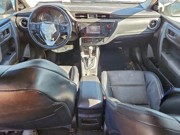 5YFBURHE5JP832295 2018 TOYOTA COROLLA - Image 8