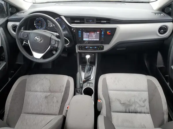 5YFBURHE5JP832703 2018 TOYOTA COROLLA - Image 8