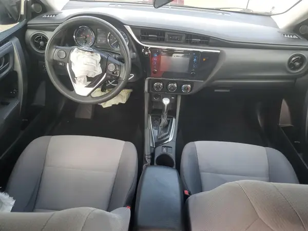 5YFBURHE5JP835939 2018 TOYOTA COROLLA - Image 8