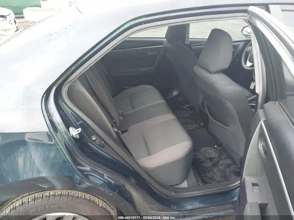 5YFBURHE5JP835990 2018 TOYOTA COROLLA - Image 8