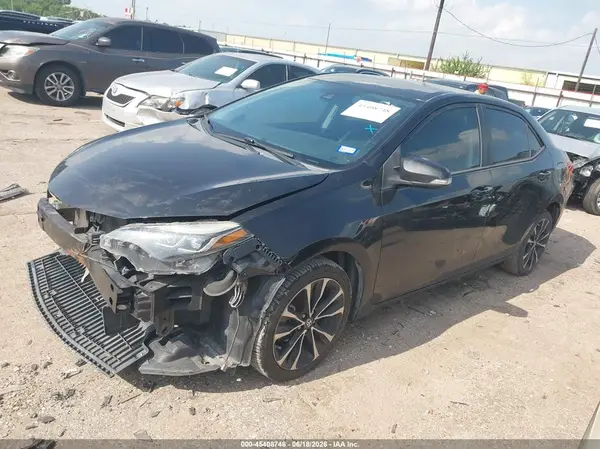 5YFBURHE5JP845435 2018 TOYOTA COROLLA - Image 2