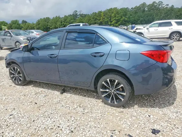 5YFBURHE5JP846083 2018 TOYOTA COROLLA - Image 2