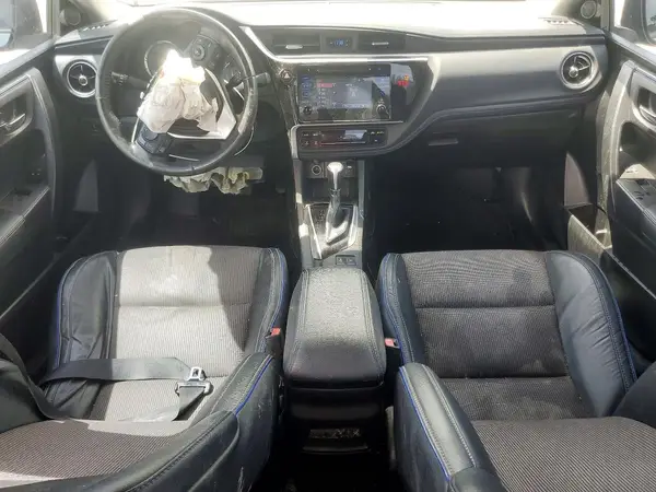 5YFBURHE5JP846083 2018 TOYOTA COROLLA - Image 8