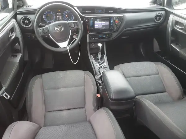 5YFBURHE5JP848268 2018 TOYOTA COROLLA - Image 8