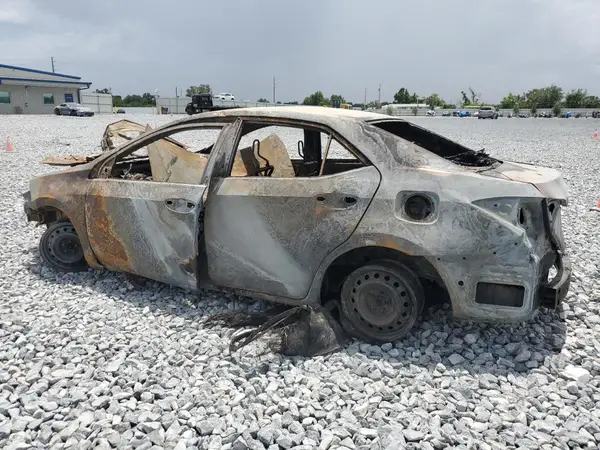 5YFBURHE5JP854376 2018 TOYOTA COROLLA - Image 2