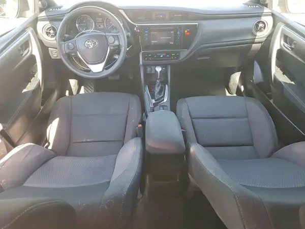 5YFBURHE5JP855852 2018 TOYOTA COROLLA - Image 8
