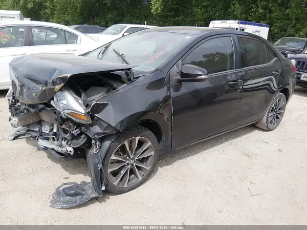 5YFBURHE5KP856565 2019 TOYOTA COROLLA - Image 2