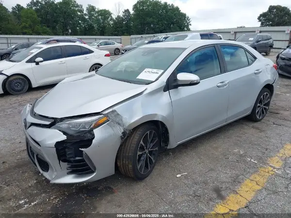 5YFBURHE5KP856923 2019 TOYOTA COROLLA - Image 2