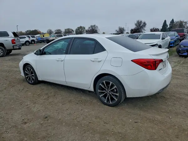 5YFBURHE5KP866447 2019 TOYOTA COROLLA - Image 2