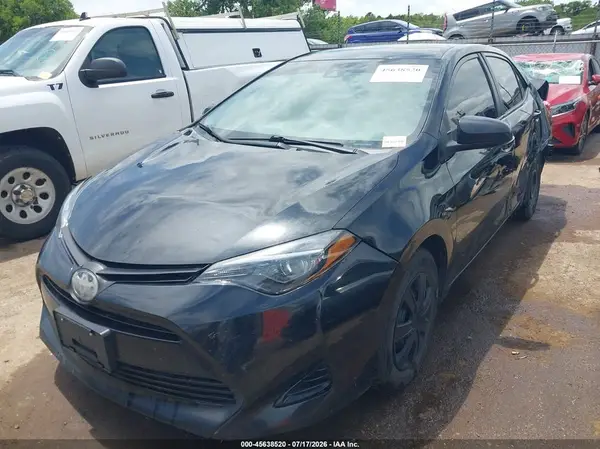 5YFBURHE5KP866755 2019 TOYOTA COROLLA - Image 2