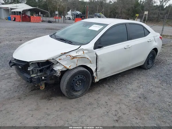 5YFBURHE5KP869249 2019 TOYOTA COROLLA - Image 2