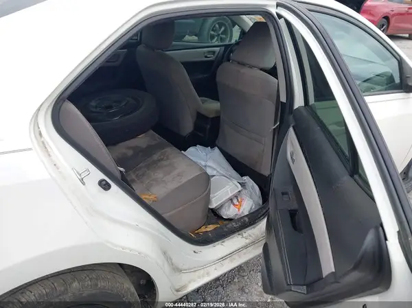 5YFBURHE5KP869249 2019 TOYOTA COROLLA - Image 8