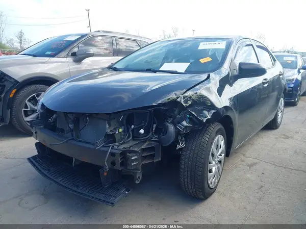 5YFBURHE5KP870739 2019 TOYOTA COROLLA - Image 2