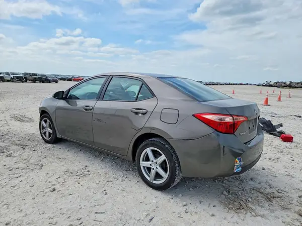 5YFBURHE5KP872927 2019 TOYOTA COROLLA - Image 2