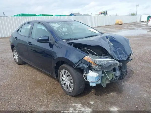 5YFBURHE5KP874211 2019 TOYOTA COROLLA - Image 1