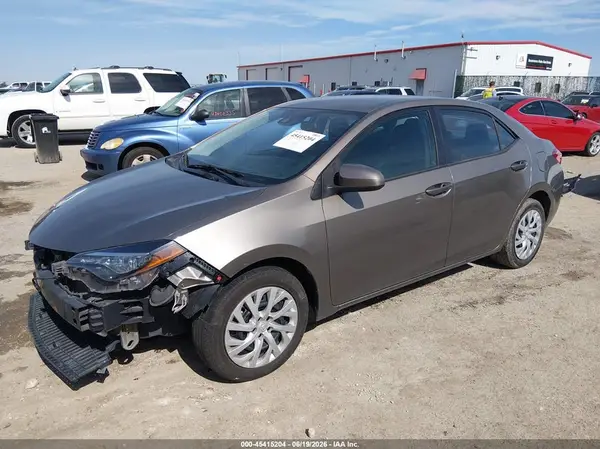 5YFBURHE5KP874256 2019 TOYOTA COROLLA - Image 2