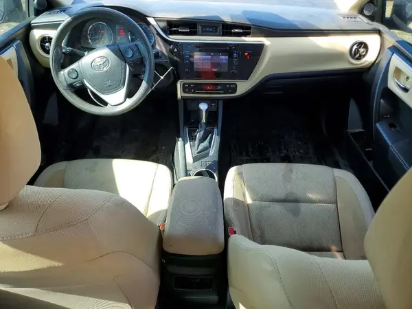 5YFBURHE5KP882390 2019 TOYOTA COROLLA - Image 8