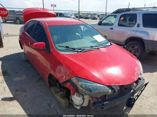 5YFBURHE5KP885015 2019 TOYOTA COROLLA - Image 1
