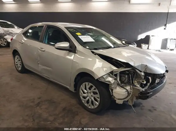 5YFBURHE5KP885094 2019 TOYOTA COROLLA - Image 1