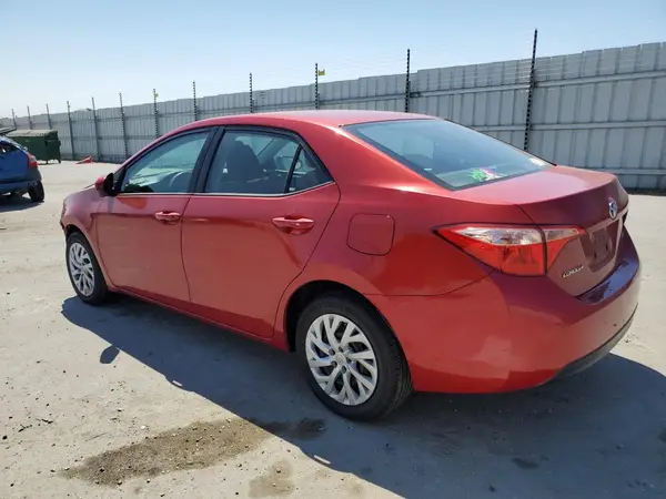 5YFBURHE5KP887072 2019 TOYOTA COROLLA - Image 2
