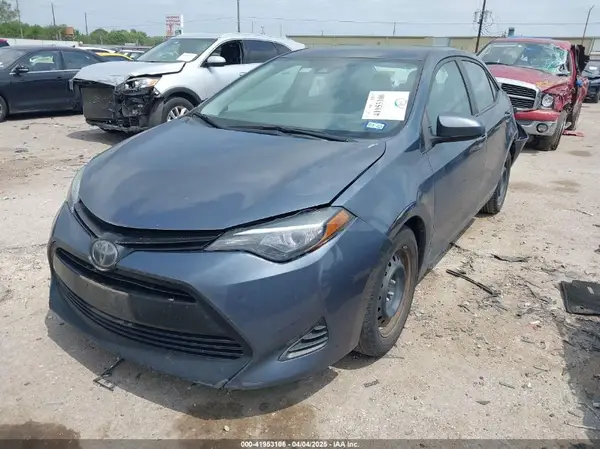5YFBURHE5KP888626 2019 TOYOTA COROLLA - Image 2