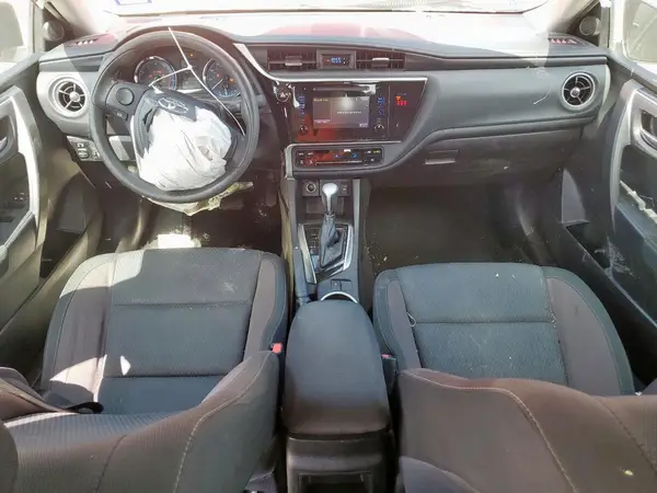 5YFBURHE5KP889453 2019 TOYOTA COROLLA - Image 8