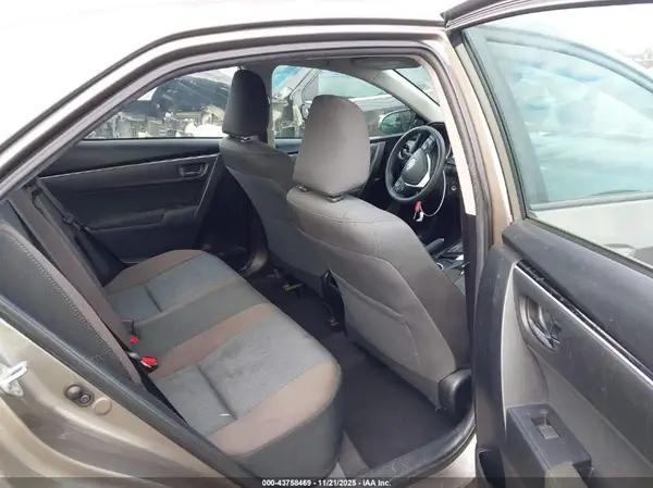 5YFBURHE5KP890554 2019 TOYOTA COROLLA - Image 8