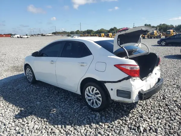 5YFBURHE5KP895284 2019 TOYOTA COROLLA - Image 2