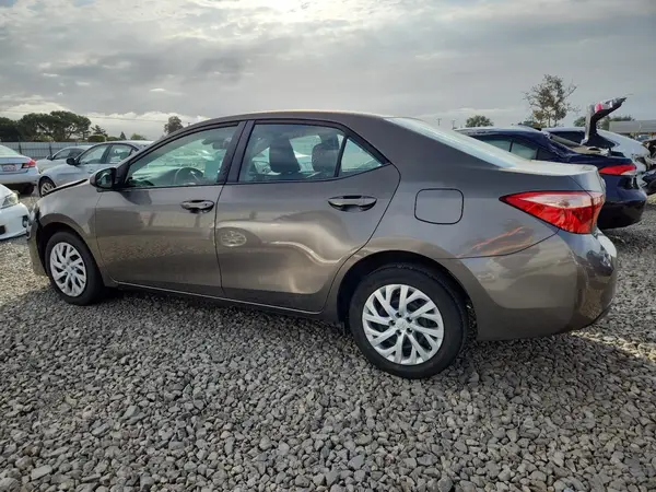 5YFBURHE5KP896435 2019 TOYOTA COROLLA - Image 2