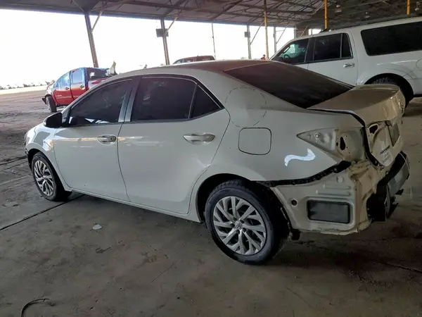 5YFBURHE5KP898251 2019 TOYOTA COROLLA - Image 2