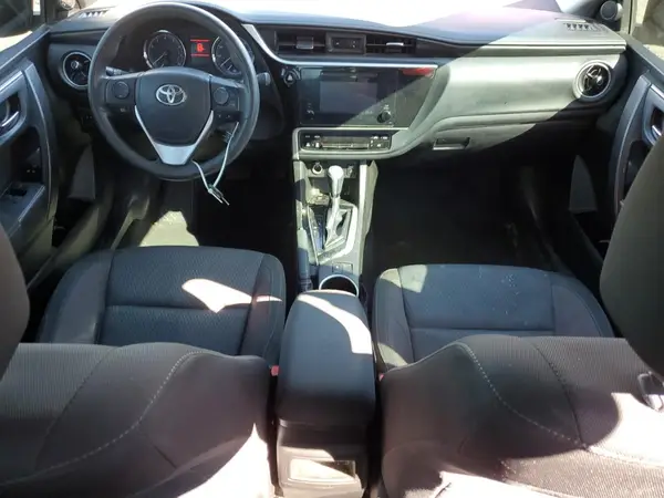5YFBURHE5KP899402 2019 TOYOTA COROLLA - Image 8