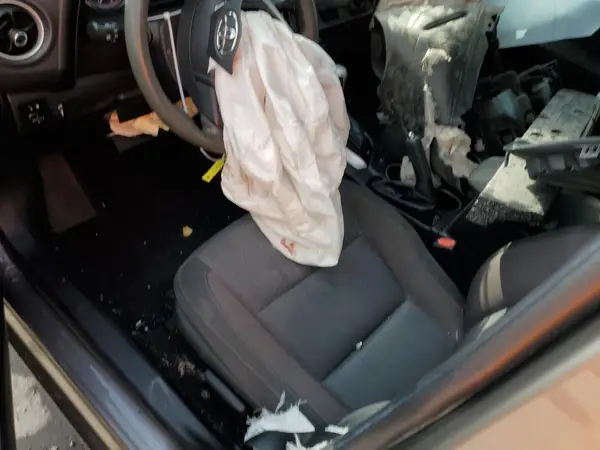 5YFBURHE5KP899920 2019 TOYOTA COROLLA - Image 8