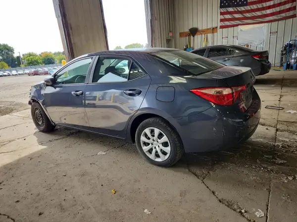 5YFBURHE5KP900144 2019 TOYOTA COROLLA - Image 2