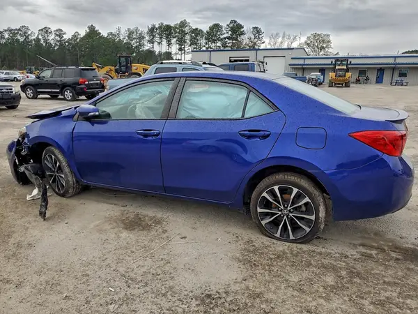 5YFBURHE5KP901018 2019 TOYOTA COROLLA - Image 2