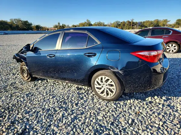 5YFBURHE5KP901133 2019 TOYOTA COROLLA - Image 2